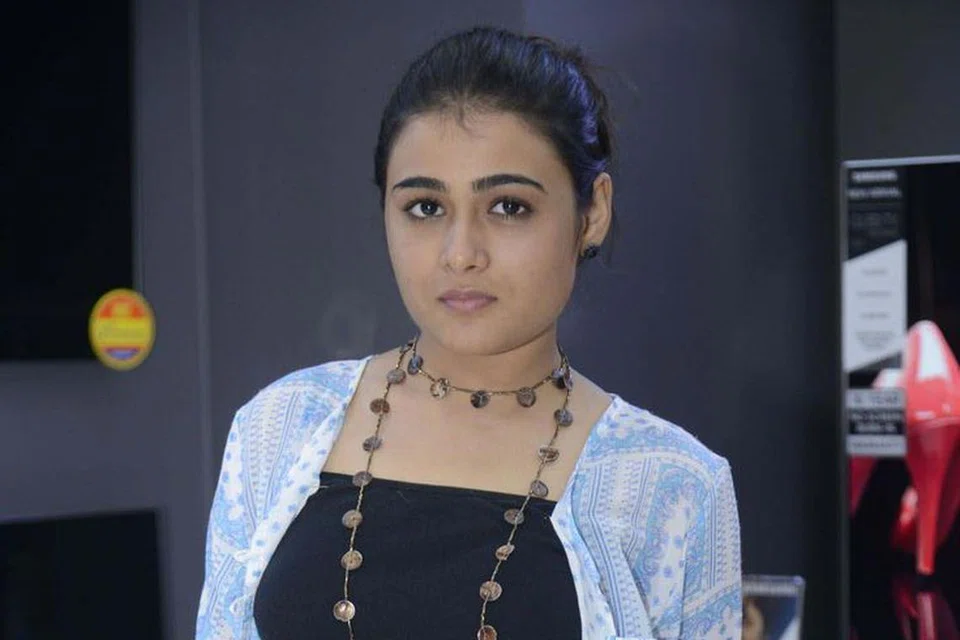 ஷாலினி பாண்டே.
