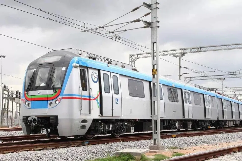 கோவை மெட்ரோ ரயில் திட்டத்திற்கு மொத்தம் ரூ.10,740 கோடி செலவாகும் என மதிப்பிடப்பட்டுள்ளது.