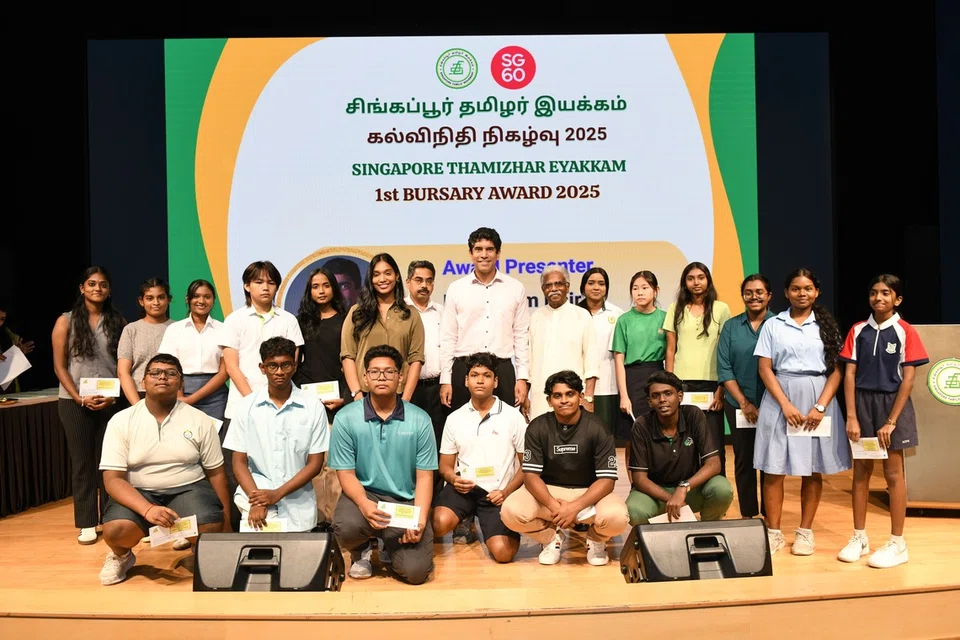 ஊடகவியலாளர் இலக்கியா செல்வராஜி வழிநடத்திய நிகழ்ச்சியில் சிறப்பு விருந்தினரின் வாழ்த்துரையைத் தொடர்ந்து, தொடக்கநிலை முதல் பல்கலைக்கழகம் வரையிலான மாணவர்கள் 60 பேருக்குக் கல்வி உதவிநிதி வழங்கப்பட்டது. 