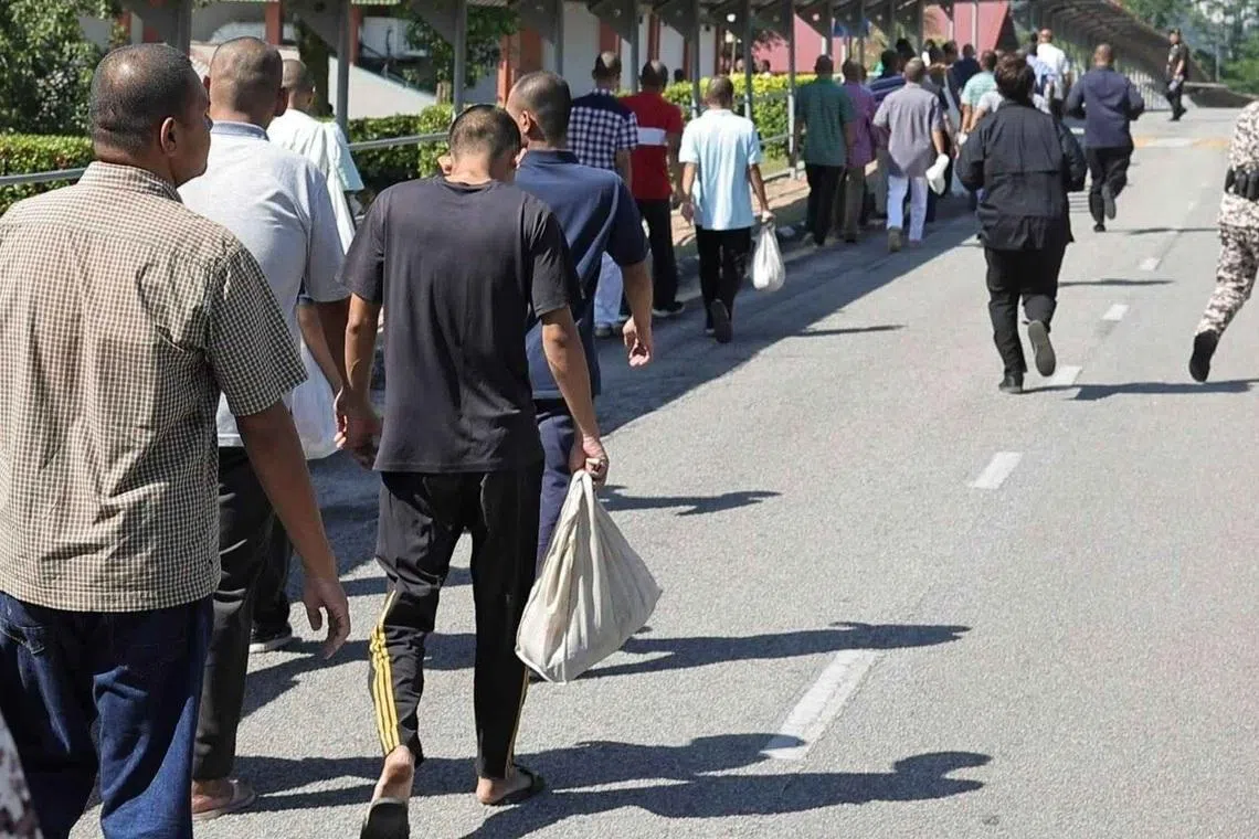 நோன்புப் பெருநாளை முன்னிட்டு மலேசியாவில் 937 கைதிகள் விடுதலை