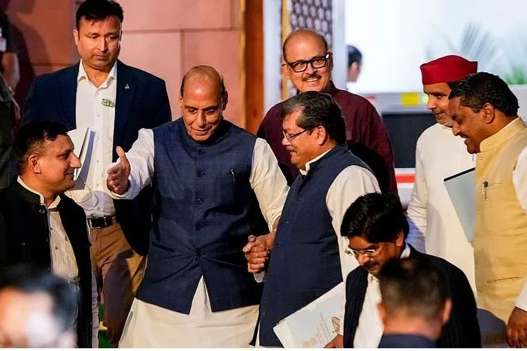 நாட்டின் நலனுக்கே முன்னுரிமை: அனைத்துக் கட்சிக் கூட்டத்தில் ஜெய்சங்கர்