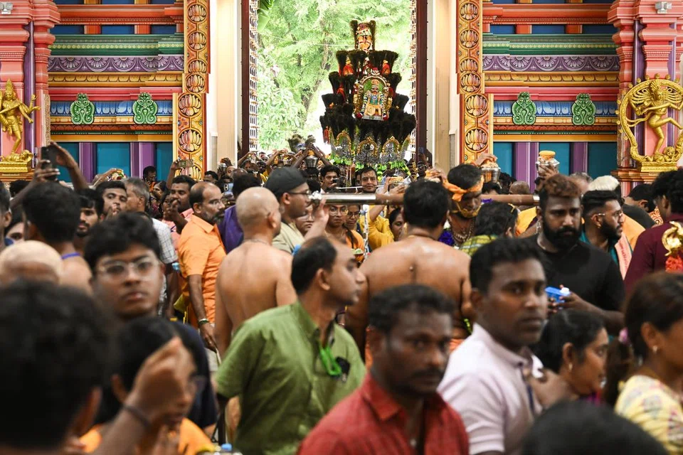 

அருள்மிகு தெண்டாயுதபாணி கோயிலில் திரண்ட பக்தர்கள்.