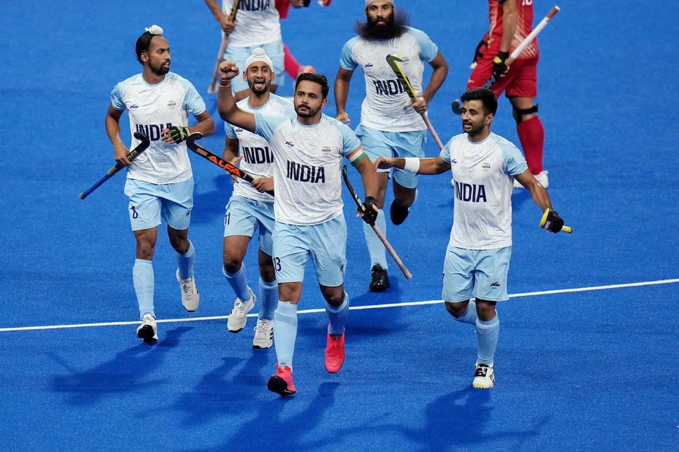 ஆசிய விளையாட்டுகளின் ஆண்கள் ஹாக்கி போட்டியின் இறுதியாட்டத்தில் நடப்பு வெற்றியாளர் அணியான ஜப்பானைத் திக்குமுக்காடச் செய்தது இந்தியா.