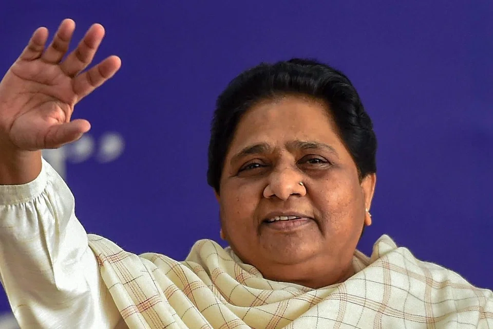 உத்திரப் பிரதேசத்தின் முன்னாள் முதல்வரும் பகுஜன் சமாஜ் கட்சியின் தலைவருமான மாயாவதி.