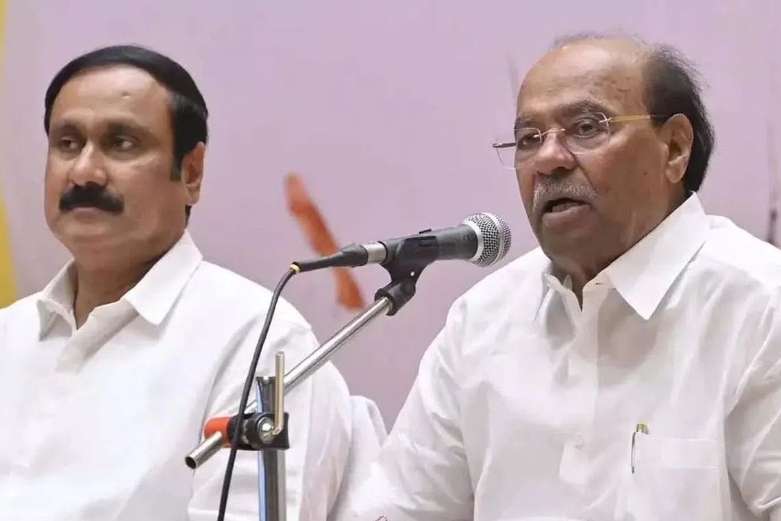 என் பெயரையோ, படத்தையோ அன்புமணி பயன்படுத்தக்கூடாது: ராமதாஸ்