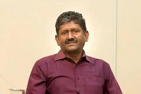 சகாயம்.