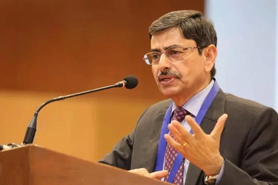 உலகின் ஆக தொன்மையான மொழி என்றால் அது தமிழ் மொழிதான் என்கிறார் தமிழக ஆளுநர் ரவி.