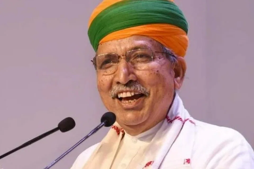 இந்தியாவின் சட்ட அமைச்சர் அர்ஜுன்ராம் மேக்வால் மசோதாவை வரும் திங்கட்கிழமை தாக்கல் செய்கிறார்.