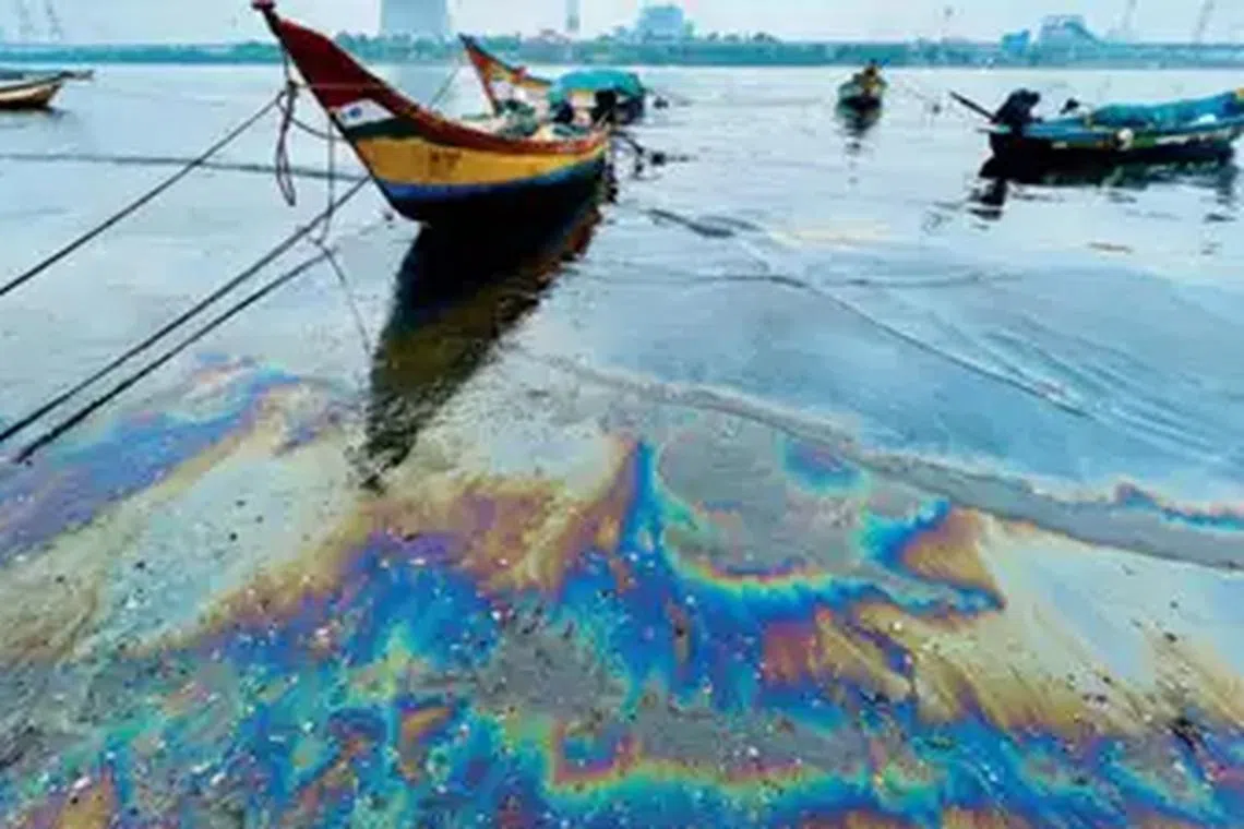 எண்ணூர் எண்ணெய் கசிவுக்கு விதிக்கப்பட்ட அபராதத்தை ஏற்க மறுத்தது சி.பி.சி.எல் நிறுவனம் 
