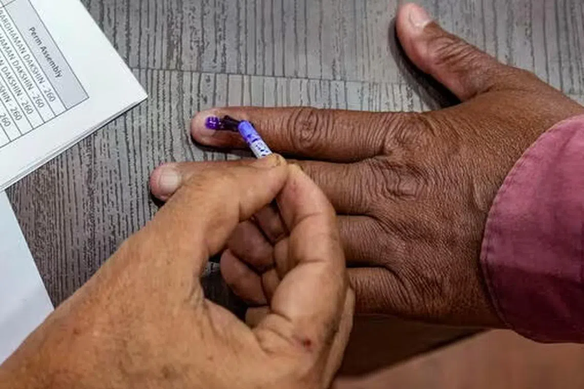 நெருங்கும் சட்டப்பேரவைப் பொதுத்தேர்தல்: வாக்காளர் பதிவு அதிகாரிகள் நியமனம்