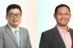 (இடமிருந்து) இடிசி தலைமை நிர்வாகி டெஸ்மண்ட் சிம், ஆரஞ்சுடீ அண்ட் டை தலைமை நிர்வாகி ஜஸ்டின் குவெக்.