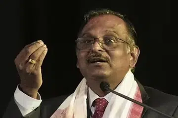 இஸ்‌ரோ தலைவர் நாராயணன்.