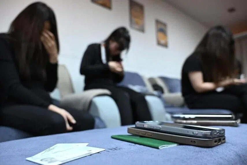 10 உடற்பிடிப்பு நிலையங்களில் அதிரடிச் சோதனை 