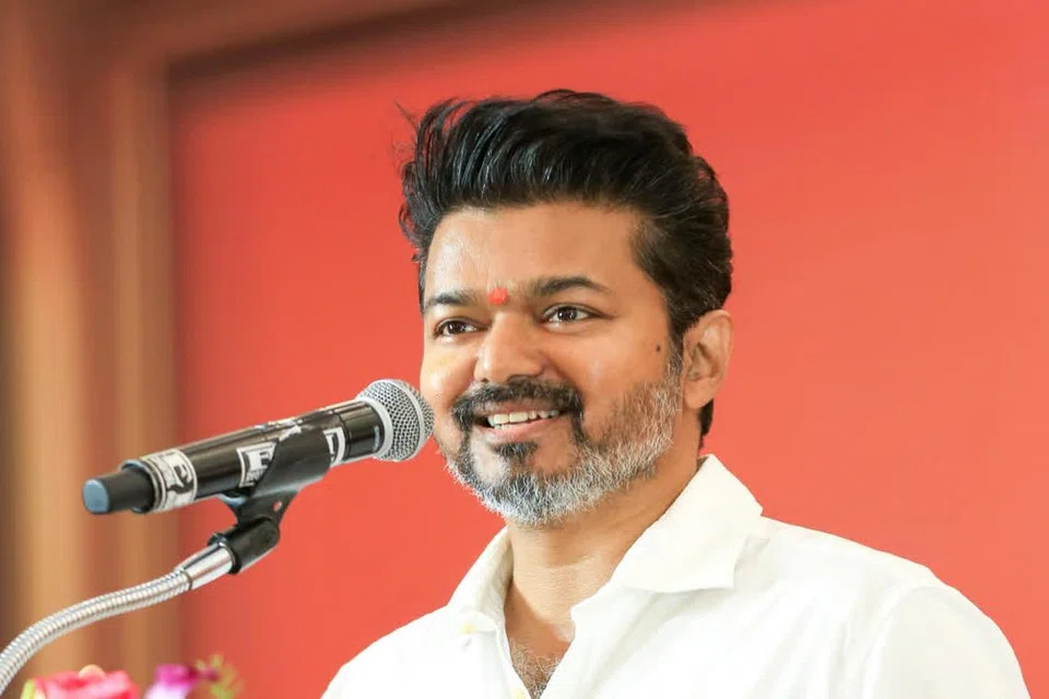 விஜய்.