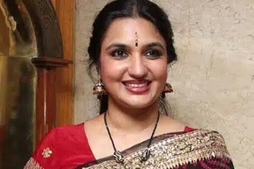 நடிகை சுகன்யா.