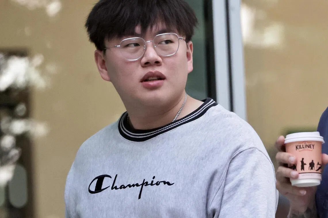 சோதனைச் சாவடியில் மின்சிகரெட்டுடன் பிடிபட்டவருக்குச் சிறை