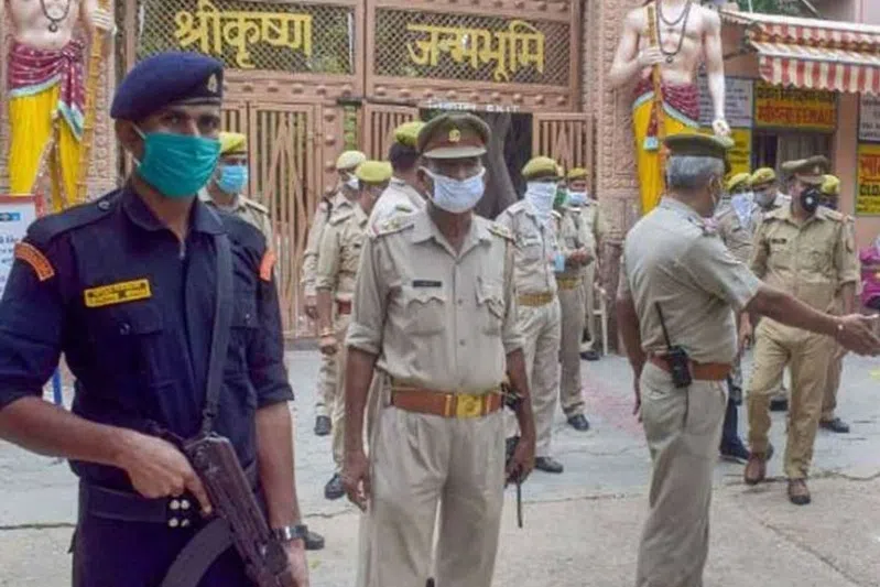 கிருஷ்ண ஜென்ம பூமியில் கர சேவை அழைப்பு: மதுராவில் பதற்றம்