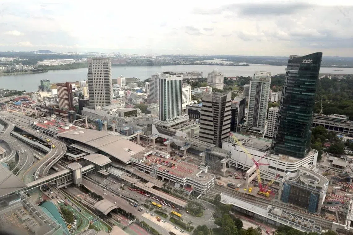 ‘ஜோகூர் இளையர்கள் சிங்கப்பூரில் வேலை பார்க்கவே விரும்புகின்றனர்’