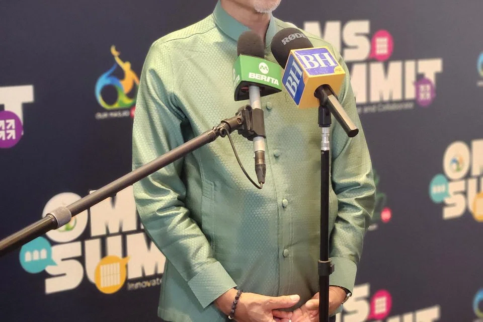 மாநாட்டின்போது செய்தியாளர்களைச் சந்தித்தார், சமுதாய குடும்ப மேம்பாட்டு அமைச்சரும் சுகாதார இரண்டாம் அமைச்சரும், முஸ்லிம் விவகாரங்களுக்குப் பொறுப்பு வகிக்கும் அமைச்சருமான திரு மசகோஸ் ஸுல்கிஃப்லி.