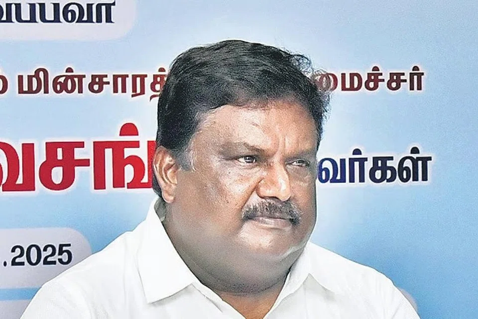 தமிழகப் போக்குவரத்து, மின்சாரத் துறை அமைச்சர் சா.சி. சிவசங்கர்.