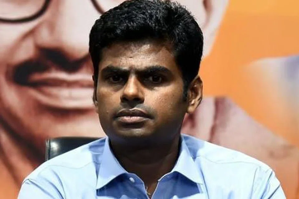 அதிமுகவுடனான பங்காளித்துவம், தேசிய கட்சியான பாஜகாவின் நலனுக்கு ஏற்றதன்று என திரு அண்ணாமலை, தொடர்ந்து வலியுறுத்தி வருகிறார். 