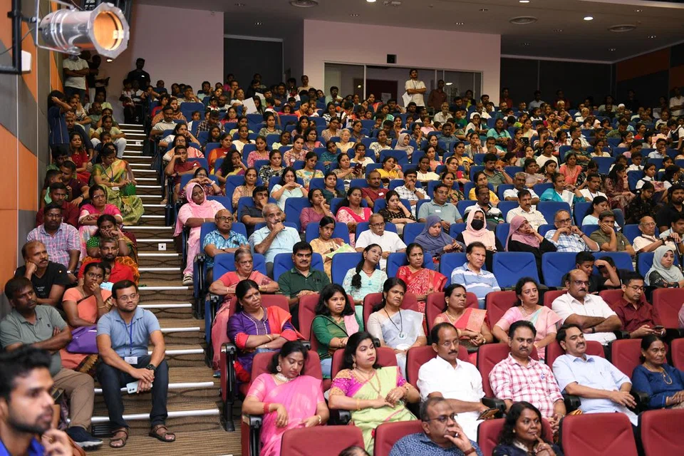 அரங்கம் நிறைந்த பார்வையாளர்களுடன் நடைபெற்ற திருக்குறள் விழா 2025