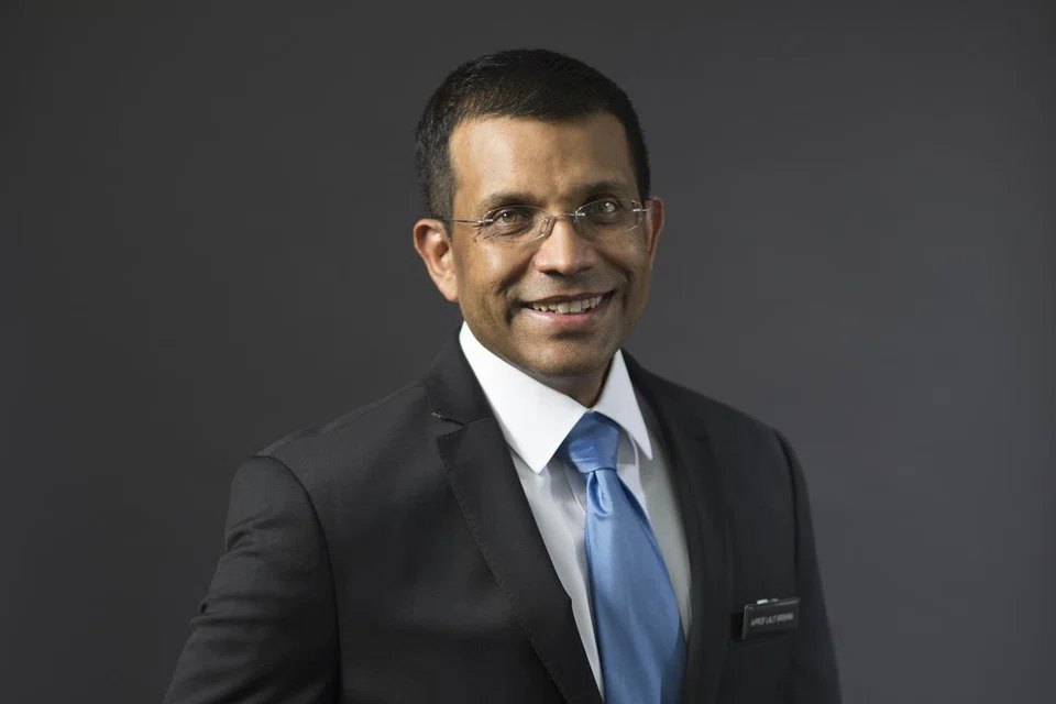 மருத்துவப் பேராசிரியர் லலித் குமார் ராதா கிருஷ்ணா.