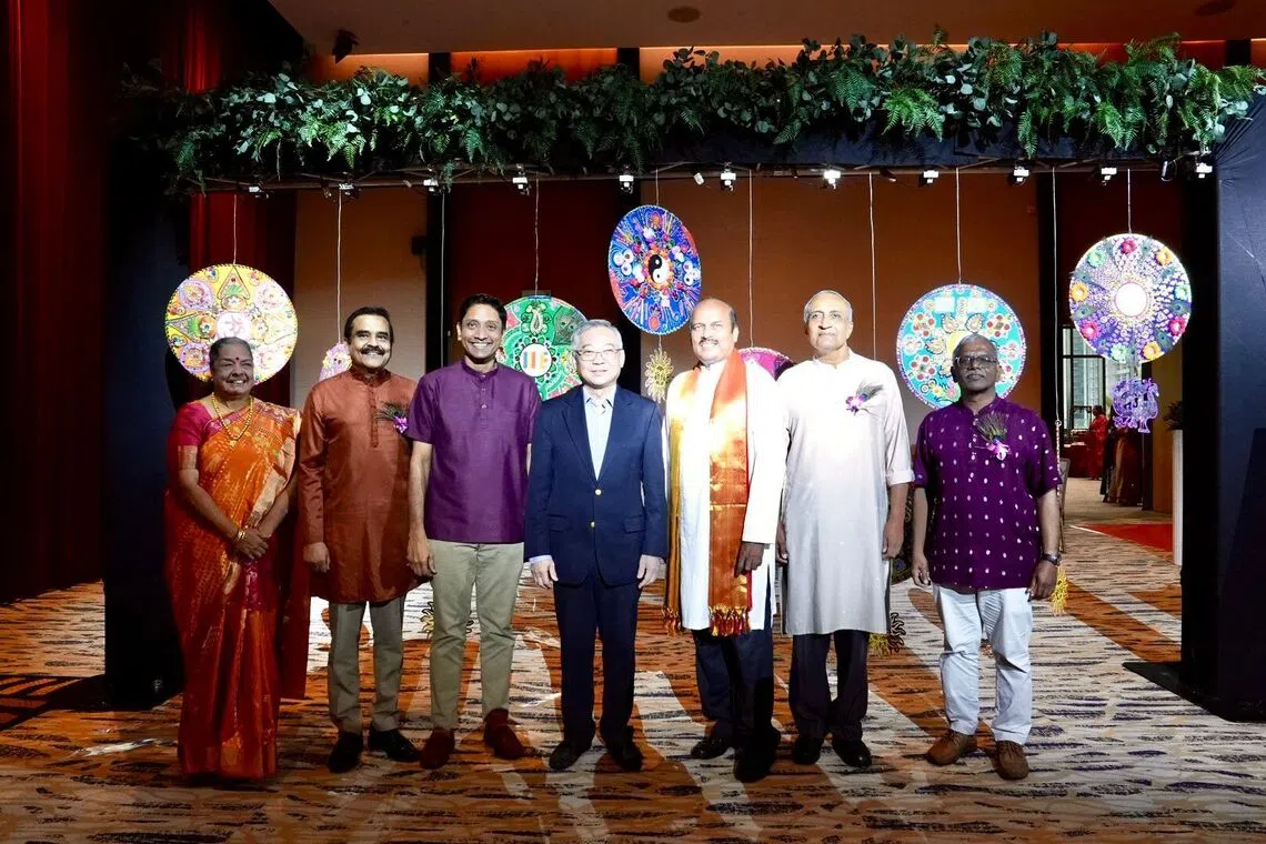 பன்முகத்தன்மையில் பலம் காண வேண்டும்: கான் கிம் யோங்