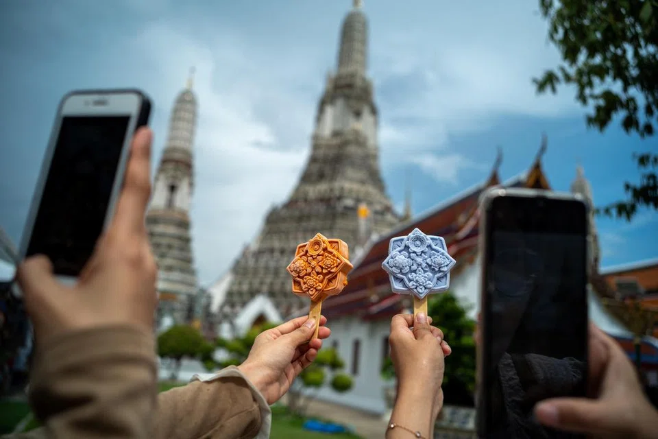 இவ்வாண்டு 1.6 மில்லியன் இந்திய சுற்றுப்பயணிகள் தாய்லாந்துக்குப் பயணம் மேற்கொள்வர் என்று எதிர்பார்க்கப்படுகிறது.