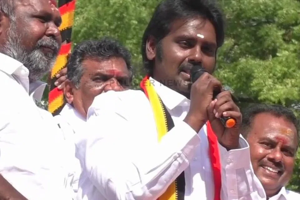 விருதுநகரில் வாக்குச் சேகரித்த தேமுதிக வேட்பாளர் விஜய பிரபாகரன்.