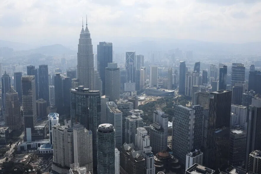 மலேசியா: சளிக்காய்ச்சலால் 6,000 மாணவர்கள் பாதிப்பு