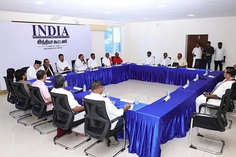 இண்டியா கூட்டணியில் இணைந்து பணியாற்ற முன்வந்துள்ள தவெகவுக்கு கூட்டத்தில் மனப்பூர்வ வரவேற்பு தெரிவிக்கப்பட்டது