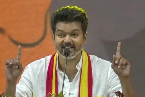 தவெக தலைவர் விஜய்.