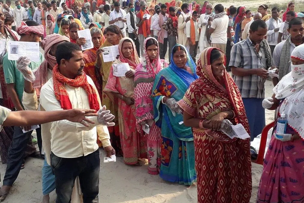 பீகார் சட்டமன்றத் தேர்தல் பிரசாரத்தில் ஹெலிகாப்டர் பயன்பாடு அதிகரிப்பு