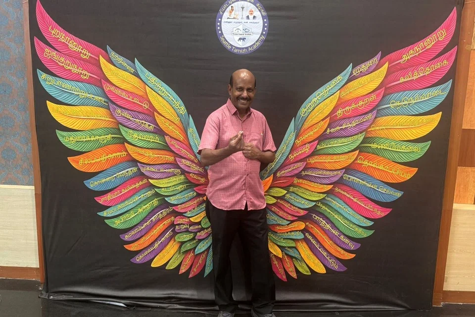 வாழ்நாள் கற்றல்வழி மின்னிலக்க, கணினியல் துறைகளில் தடம்பதித்து வருகிறார் சி.குணசேகரன்.