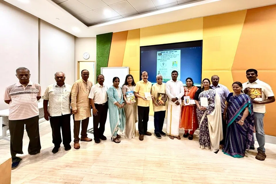 சிங்கப்பூரின் பழம்பெரும் தமிழ் ஊடகவியலாளர் அமரர் ஜே. எம். சாலியைப் போற்றும்  நினைவேந்தல் அங்கத்தில் கலந்துகொண்டு உரையாற்றியவர்கள்.