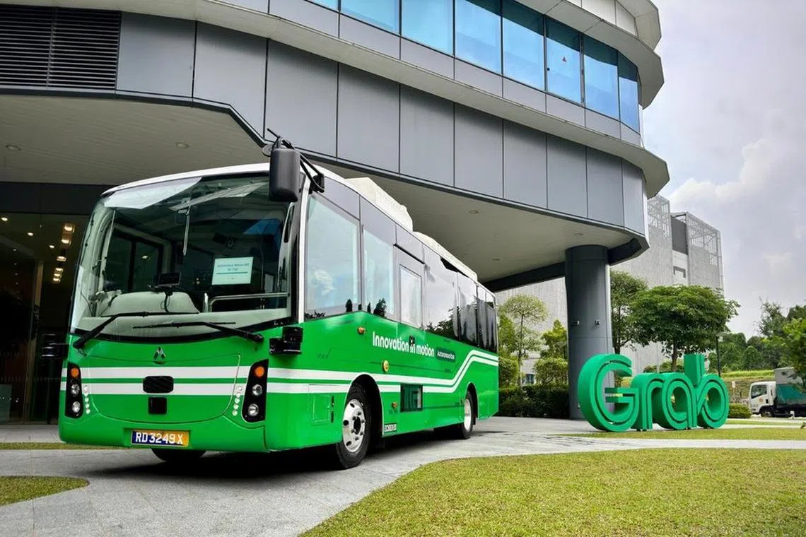 கிராப் நிறுவன ஊழியர் பயன்பாட்டுக்கு தானியங்கிப் பேருந்து அறிமுகம்