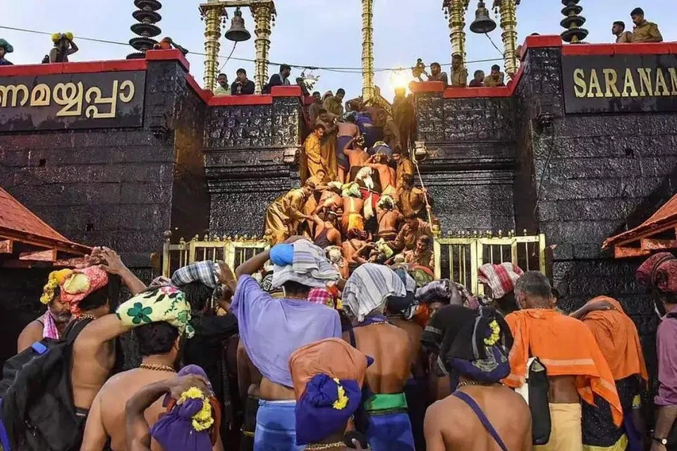 இந்த ஆண்டு விமானங்களில் பயணம் செய்யும் ஐயப்ப பக்தர்களின் எண்ணிக்கை மேலும் அதிகரிக்கும் என்று எதிர்பார்க்கப்படுகிறது.