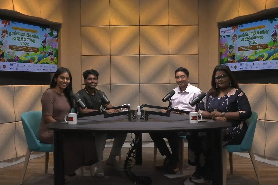 பாடநூல்களைத் தாண்டியும் தமிழ் கற்போம்: தினேஷ் வாசு தாஸ்
