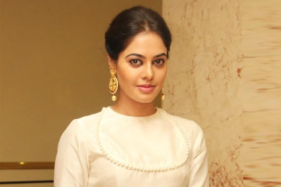 ‘தண்டோரா’ படத்தில் பிந்து மாதவி; முதல் தோற்றச் சுவரொட்டி வெளியீடு