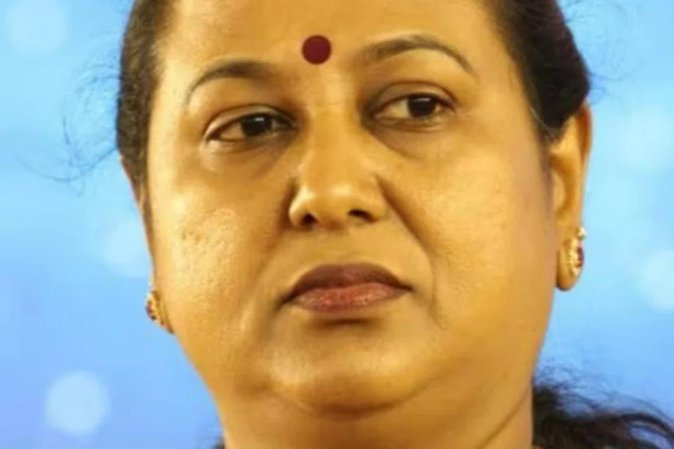தேமுதிக தொடங்கி 19 ஆண்டுகள் நிறைவடைந்து 20ஆம் ஆண்டில் அடியெடுத்து வைக்கும் வேளையில் தொண்டர்களுக்கு பிரேமலதா கடிதம் எழுதியிருக்கிறார்.