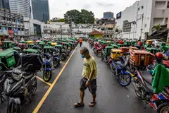 மலேசியாவில் சொந்த நடைமுறைகளின்பிடி இயங்கும் ஊழியர்களுக்குப் (gig workers) பாதுகாப்பு வழங்க நடவடிக்கை எடுக்கப்பட்டு வருகிறது.