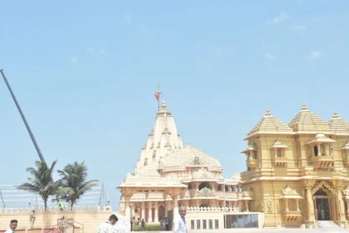 சோமநாதர் கோயிலின் 75ஆம் ஆண்டு நிறைவு விழாவில் பங்கேற்கிறார் மோடி