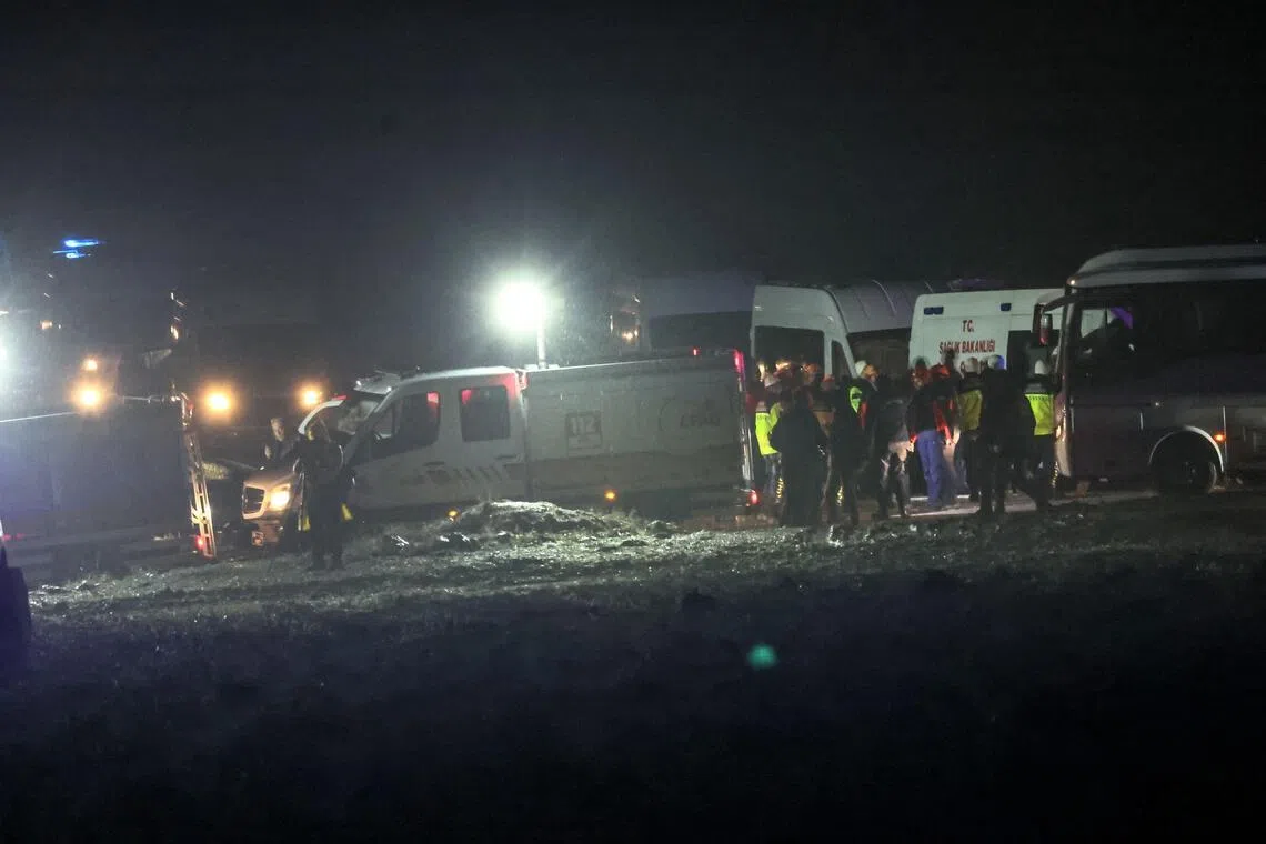 லிபியாவின் மூத்த ராணுவத் தலைவர் விமான விபத்தில் உயிரிழப்பு