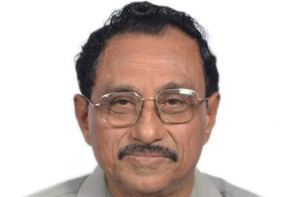 பேராசிரியர் முனைவர் இ.ஜே.சுந்தர்.