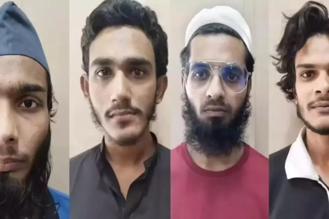 வட இந்தியாவில் நான்கு அல்-கொய்தா பயங்கரவாதிகள் கைது