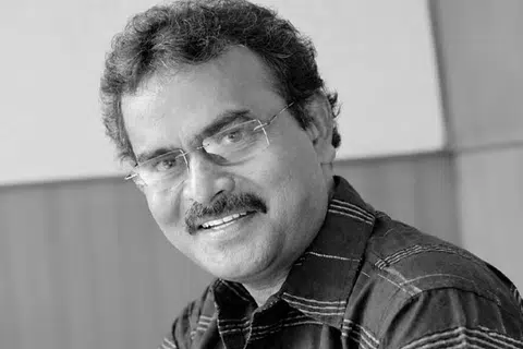 பாடகர் கிருஷ்ணராஜ்.