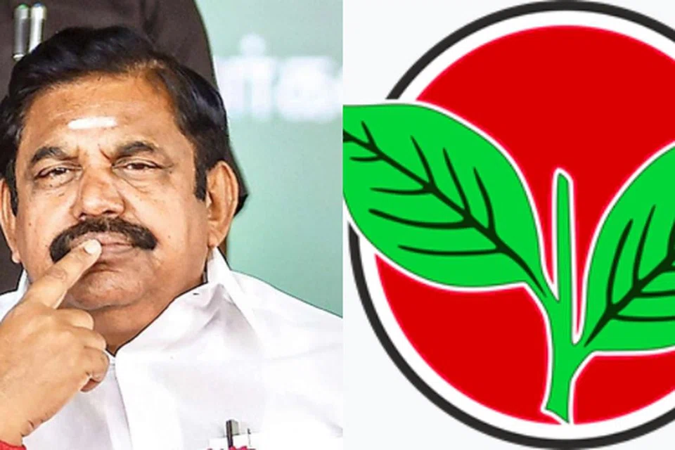 இரட்டை இலை சின்னத்தை முடக்க இயலாது என அதிமுக நிர்வாகிகள் உறுதியாகக் கூறுகின்றனர்.