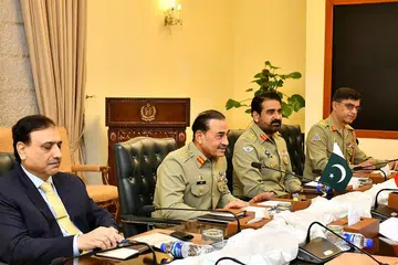 பாகிஸ்தானிய ராணுவத் தலைவர் ஆசிம் முனிர் (இடமிருந்து இரண்டாவது).