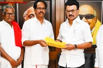 ஒரு கட்டத்தில், திமுக கூட்டணியில் இருந்து கம்யூனிஸ்ட் கட்சிகள் விலக வாய்ப்புள்ளதாகத் தகவல் வெளியானது.